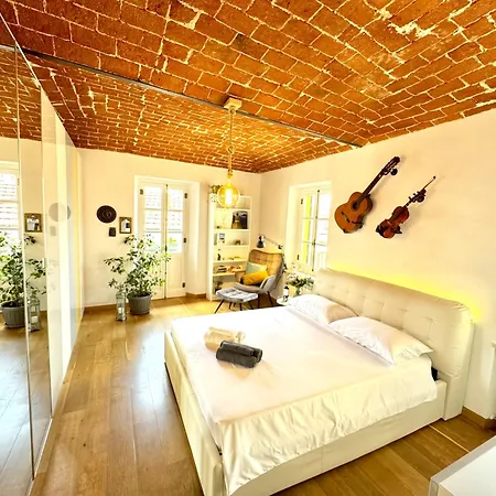 アパート Bricks House *