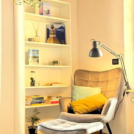 Bricks House アパート